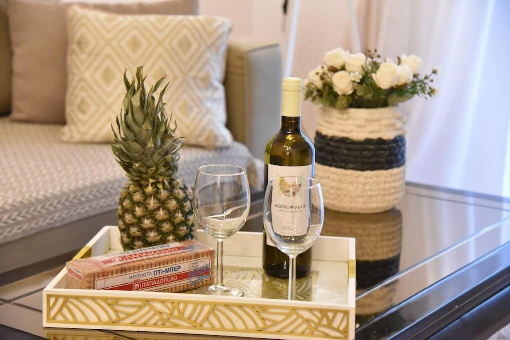 Tiny Treasure Apartment Афины Экстерьер фото